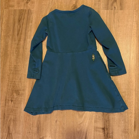 🍃 3/$30 Peekaboo Beans 🫛 toddler girl size 3 dress with thumbholes & pockets - Picture 2 of 2
